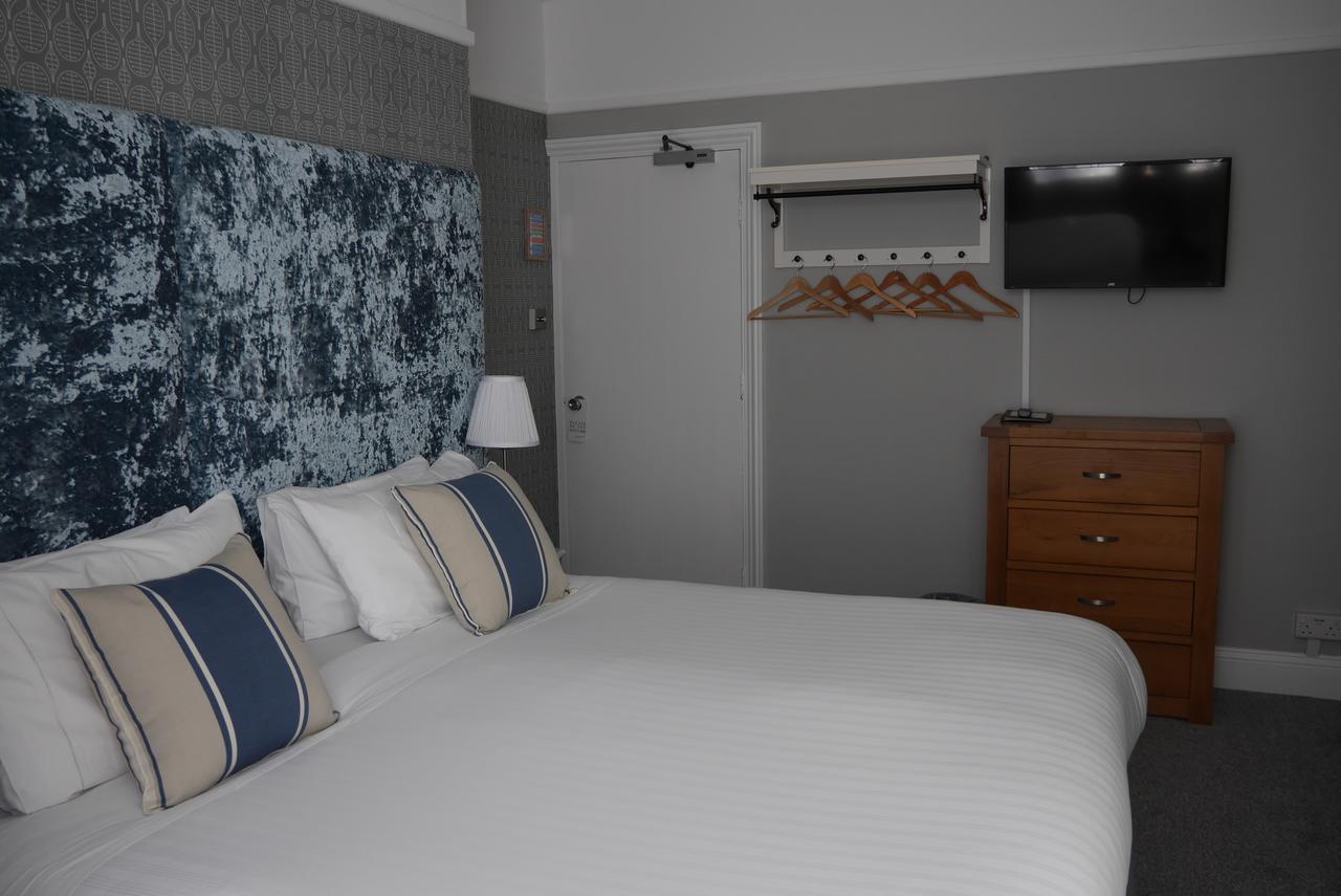 Redlands 4*