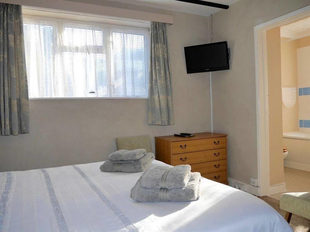 Redlands Brixham