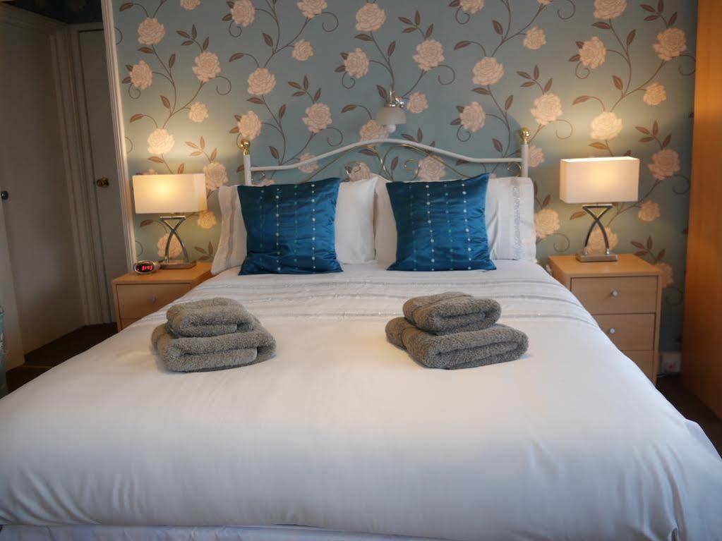 Redlands Brixham